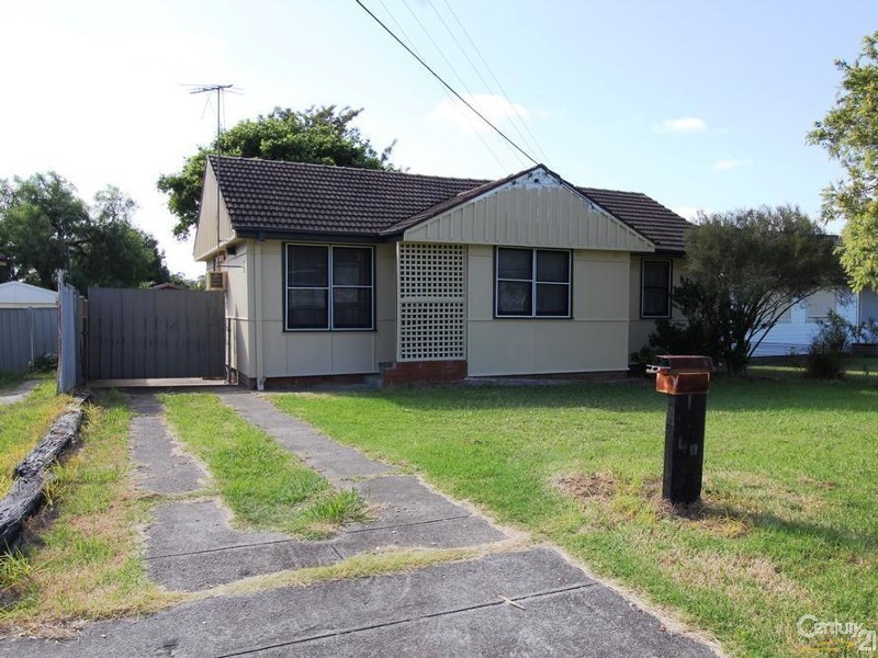 40 MARIE CRESCENT, Lurnea NSW 2170