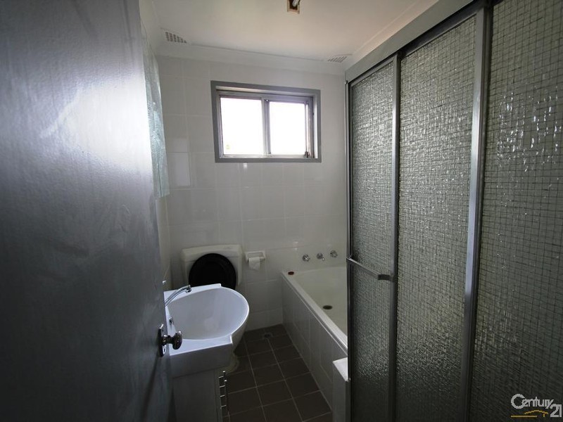 40 MARIE CRESCENT, Lurnea NSW 2170