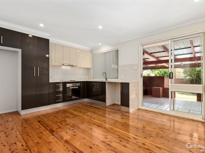 14 Rugby Crescent, Chipping Norton NSW 2170