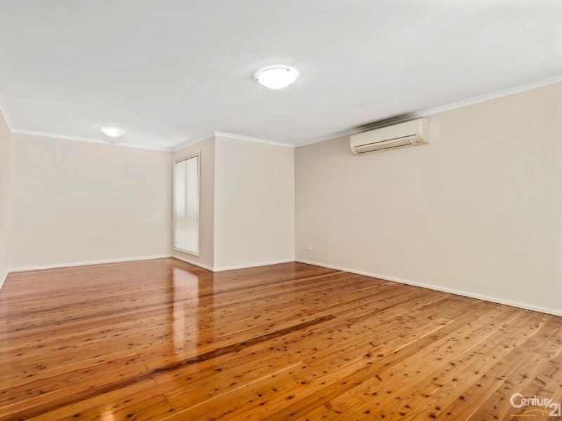 14 Rugby Crescent, Chipping Norton NSW 2170