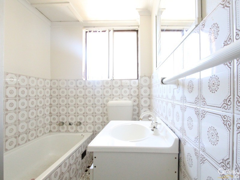 10/117 Castlereagh Street, Liverpool NSW 2170