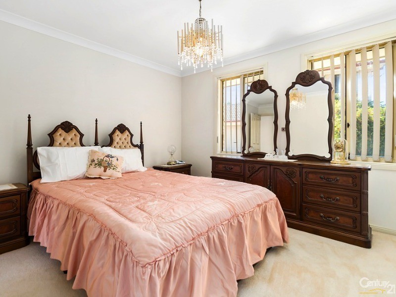 3/9-11 Doomben Close, Casula NSW 2170