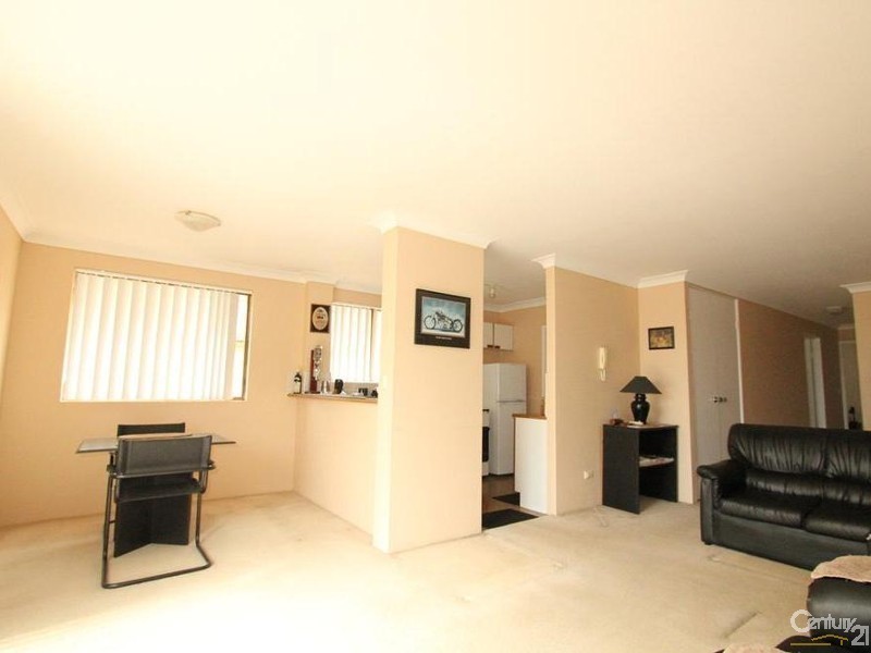 7/144 MOORE STREET, Liverpool NSW 2170