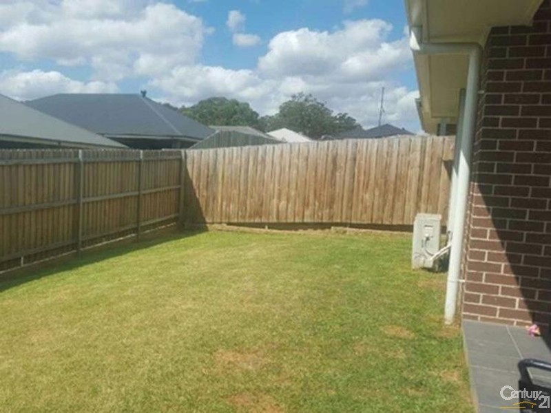 8 MYERS WAY, Wilton NSW 2571