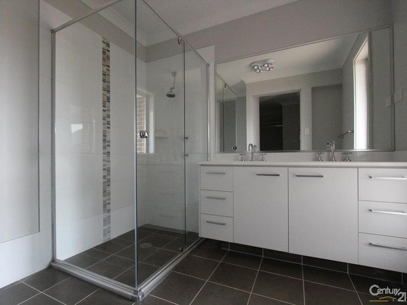 8 MYERS WAY, Wilton NSW 2571