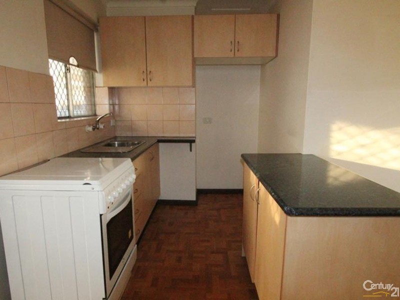 5/36 REMEMBRANCE AVENUE, Warwick Farm NSW 2170