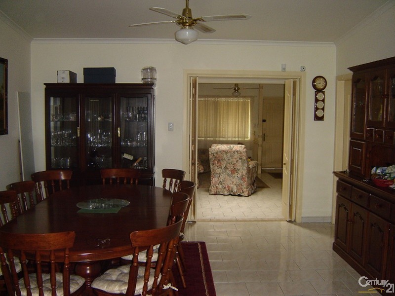 66 LONGSTAFF AVENUE, Chipping Norton NSW 2170