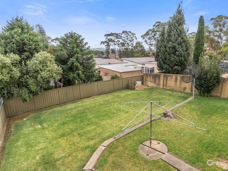 10 Ayshford Street, Casula NSW 2170