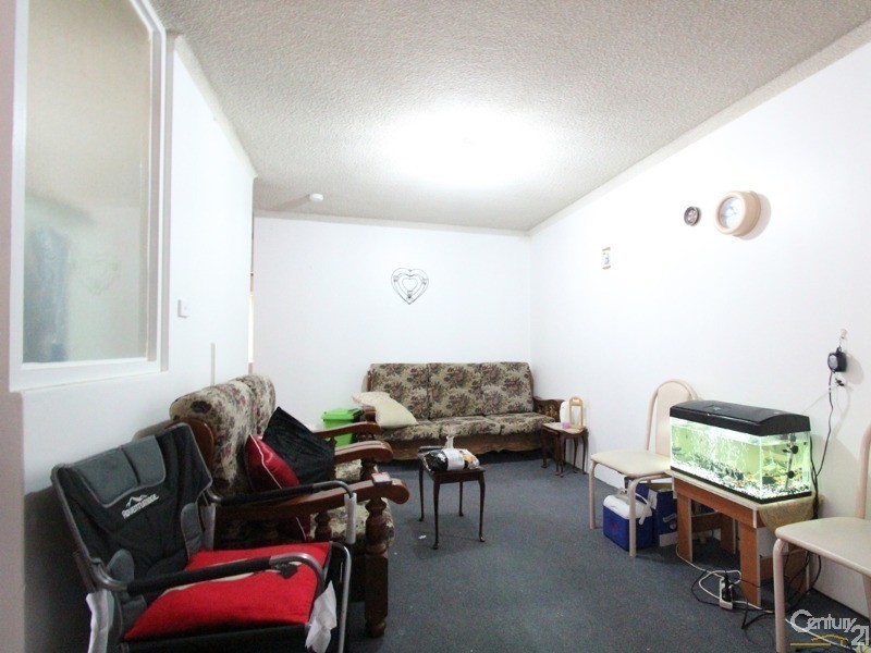 25/12-16 Goulburn Street, Warwick Farm NSW 2170