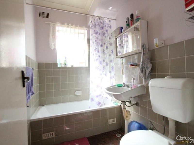 5/18 DRUMMOND STREET, Warwick Farm NSW 2170