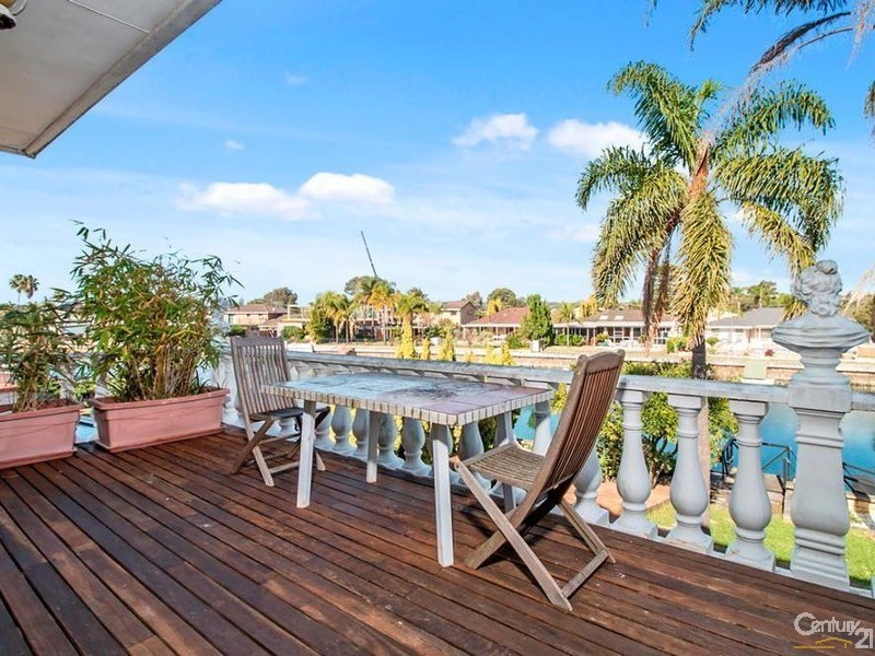 39 JAMES COOK ISLAND, Sylvania Waters NSW 2224