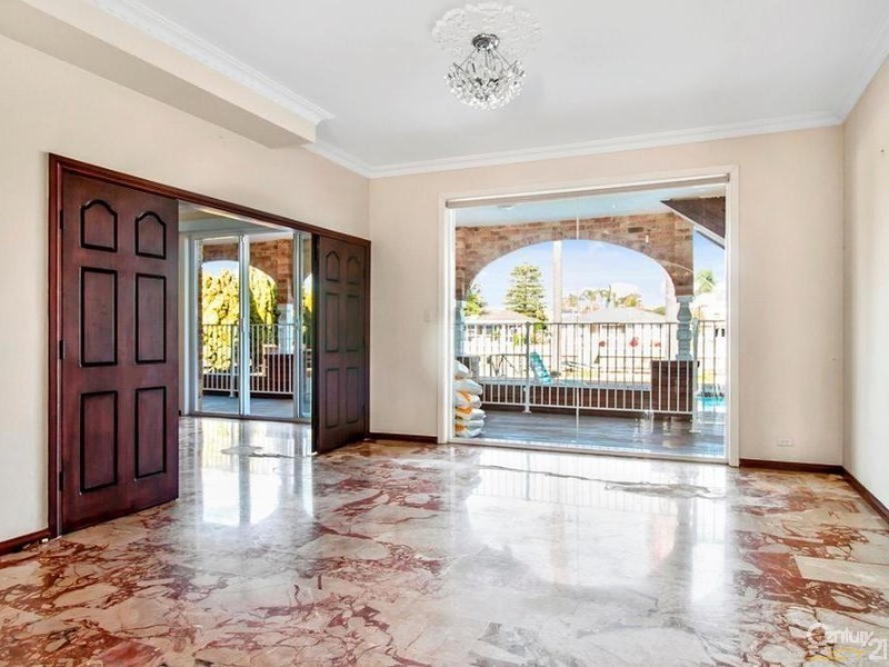 39 JAMES COOK ISLAND, Sylvania Waters NSW 2224