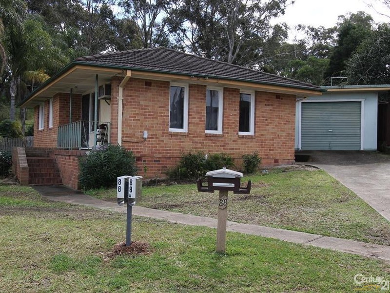 88 STRICKLAND CRESCENT, Ashcroft NSW 2168