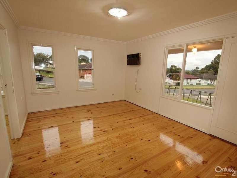 88 STRICKLAND CRESCENT, Ashcroft NSW 2168