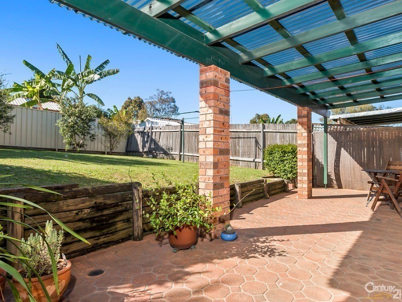 6A Cato Way, Casula NSW 2170