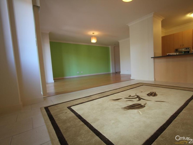 8/69 Bathurst Street, Liverpool NSW 2170