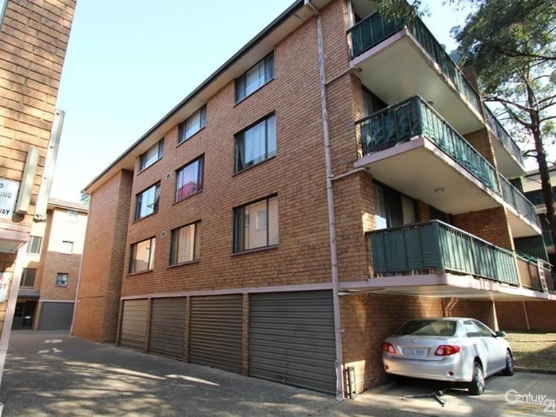 61/132 MOORE STREET, Liverpool NSW 2170