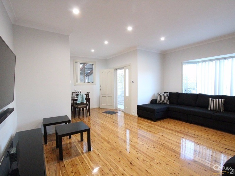 57  Amalfi Street, Lurnea NSW 2170