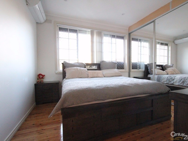 57  Amalfi Street, Lurnea NSW 2170