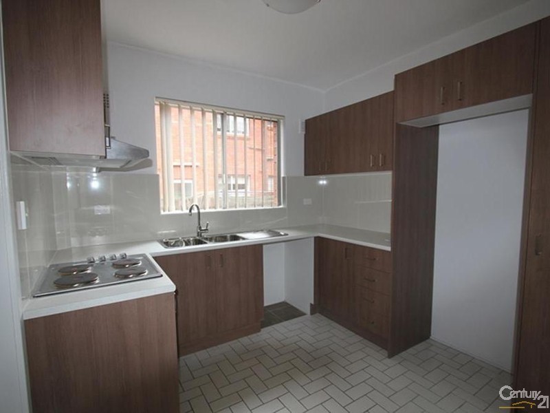 2/36 CARBONI STREET, Liverpool NSW 2170