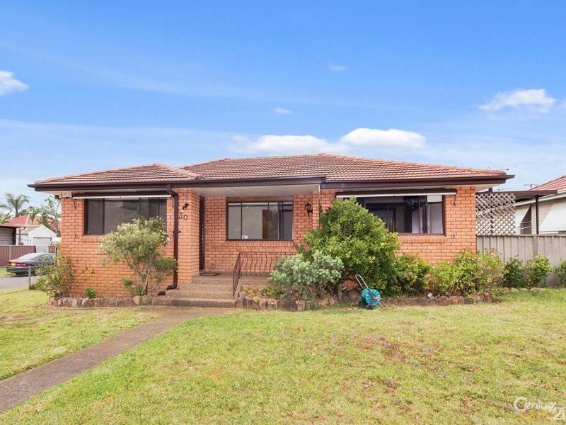 30 MAWSON DRIVE, Cartwright NSW 2168