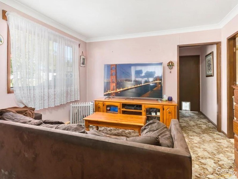 8 Tully Avenue, Liverpool NSW 2170