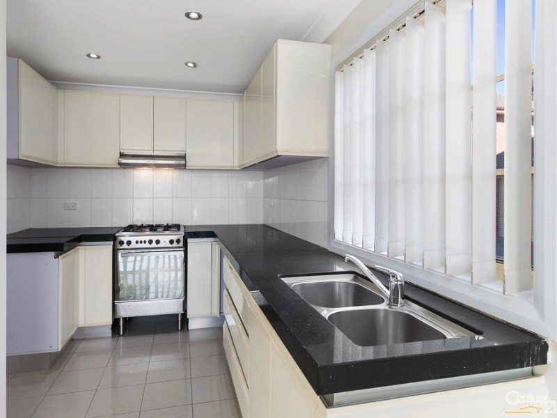 1/12 Reilly Street, Liverpool NSW 2170