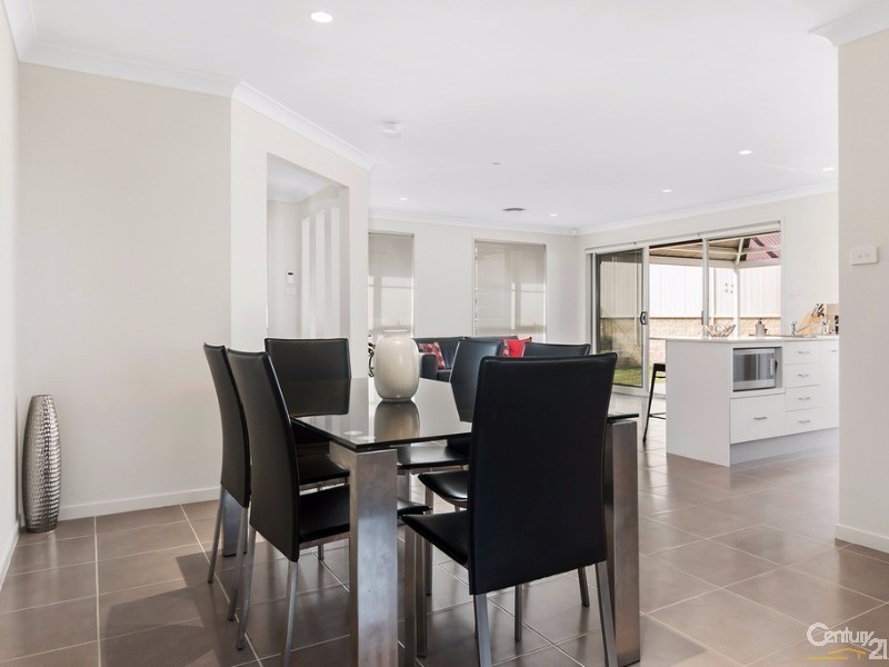 5A Cusak Avenue, Casula NSW 2170