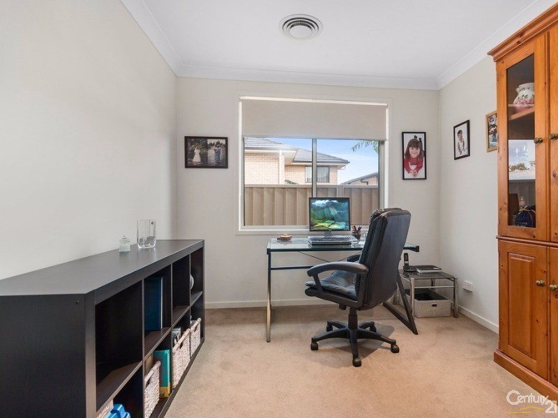 5A Cusak Avenue, Casula NSW 2170