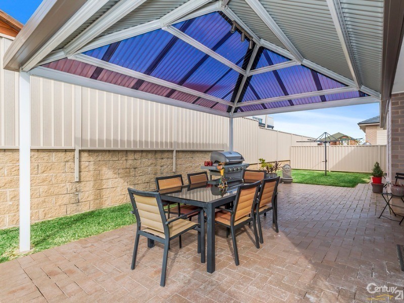 5A Cusak Avenue, Casula NSW 2170