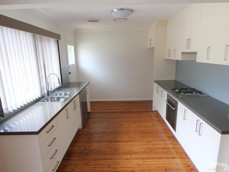 113 MEDLEY AVENUE, Liverpool NSW 2170