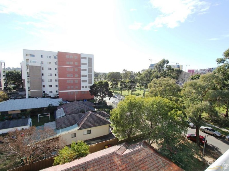 35/17-19 NORTHUMBERLAND STREET, Liverpool NSW 2170