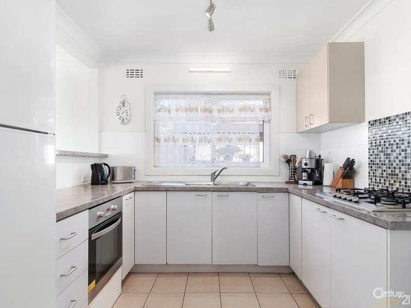 34 Twenty Second Avenue, West Hoxton NSW 2171