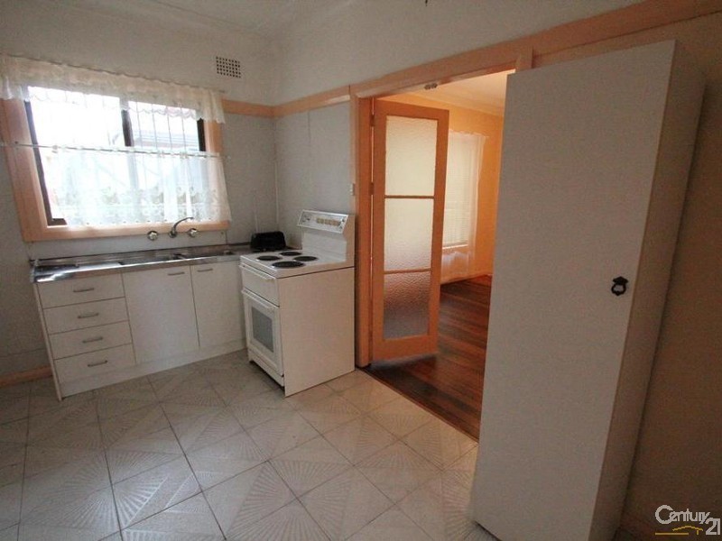 4  Passefield Street, Liverpool NSW 2170