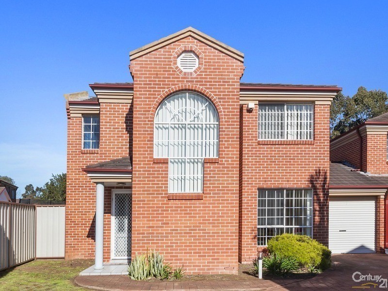 6/32 Claremont Crescent, Wattle Grove NSW 2173