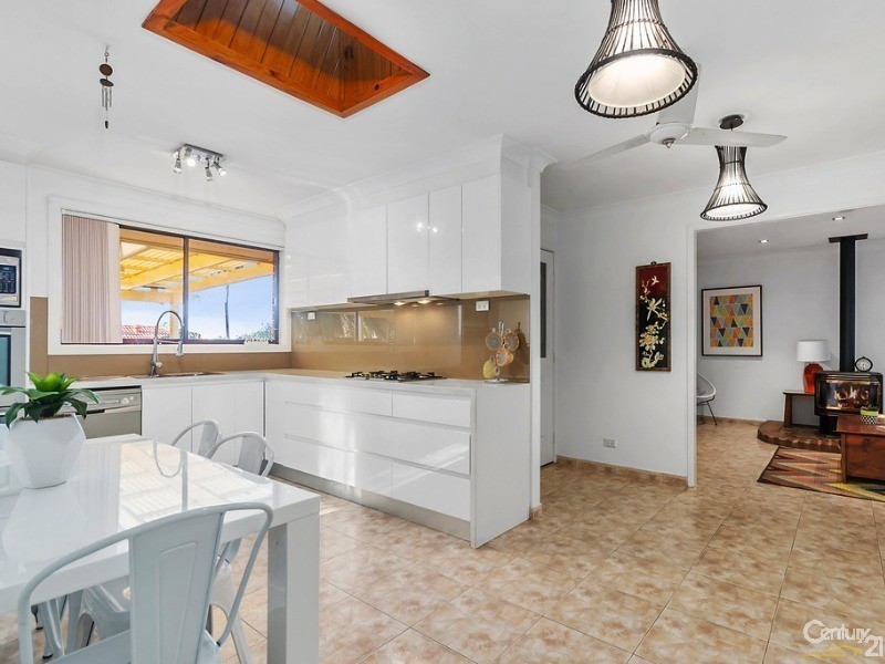 15 Colonial Place, Casula NSW 2170