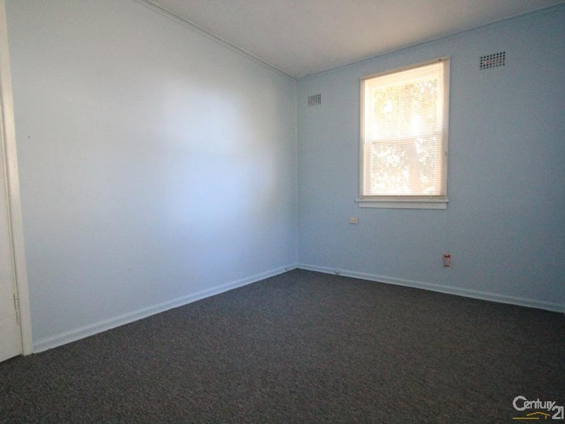 6 GUERNSEY STREET, Busby NSW 2168