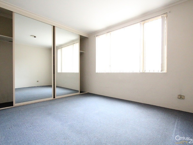 19/2 Riverpark Drive, Liverpool NSW 2170