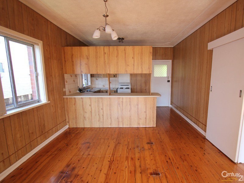 76 Wattle Avenue, Carramar NSW 2163