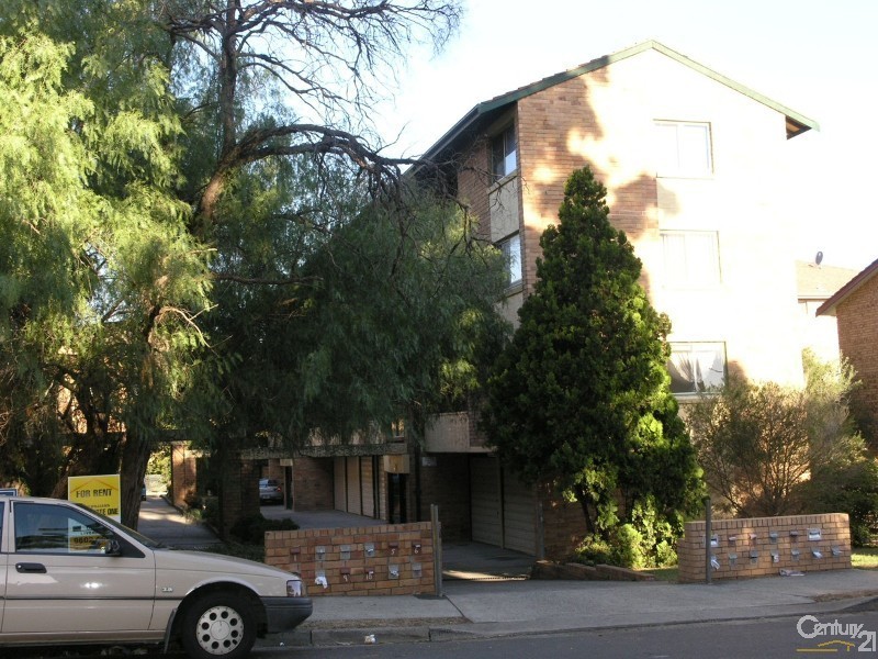 12/28 CHARLES STREET, Liverpool NSW 2170