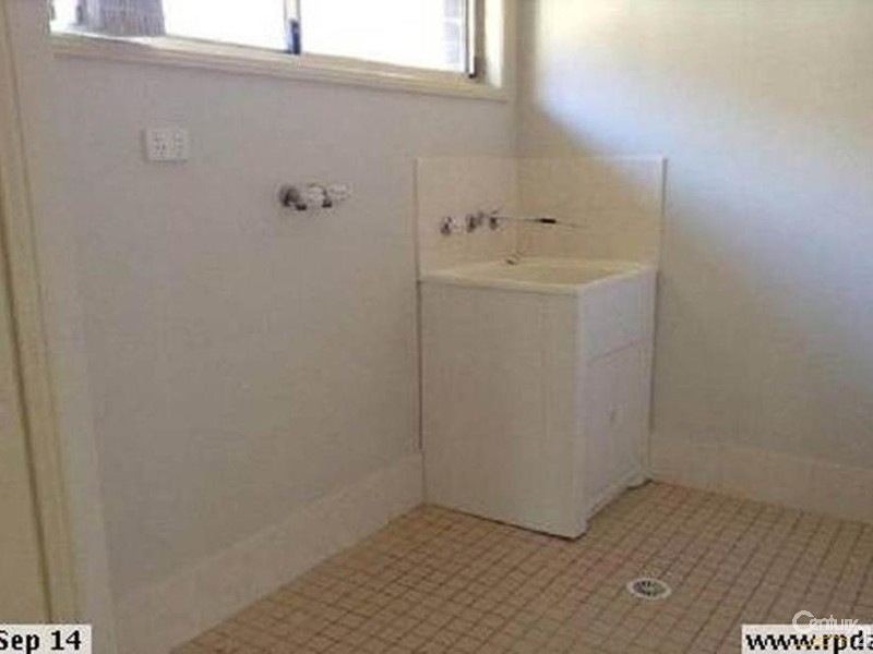 14 WARREGO COURT, Wattle Grove NSW 2173