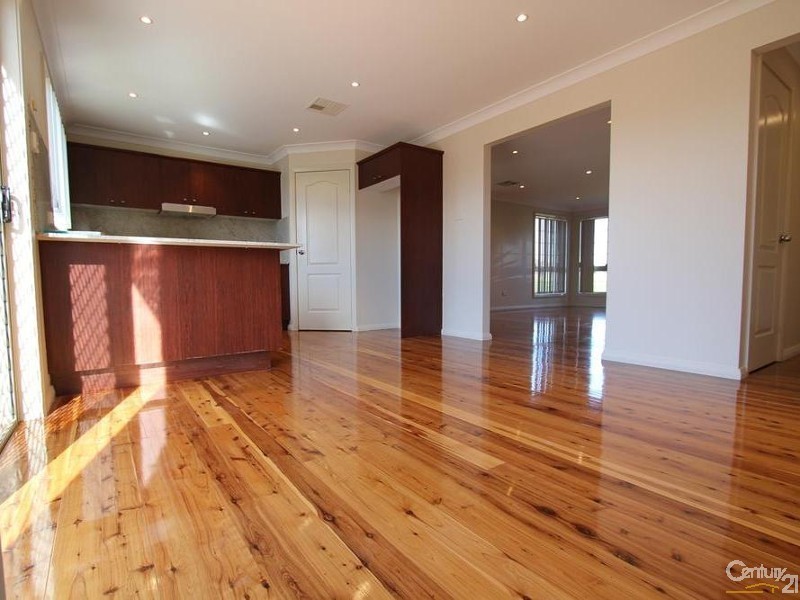 42 Wagga Wagga Street, Prestons NSW 2170