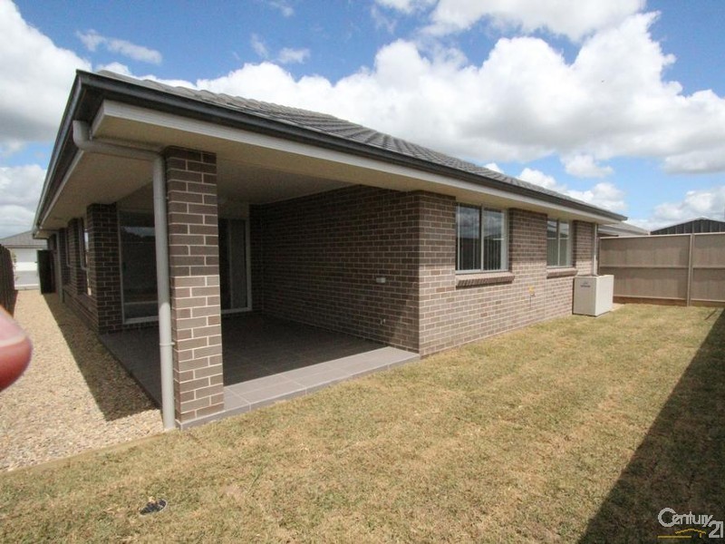 22 HARLAND ROAD, Spring Farm NSW 2570