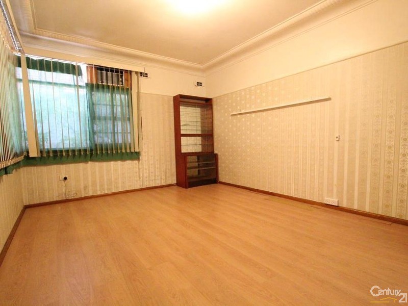 11 NORTHUMBERLAND STREET, Liverpool NSW 2170