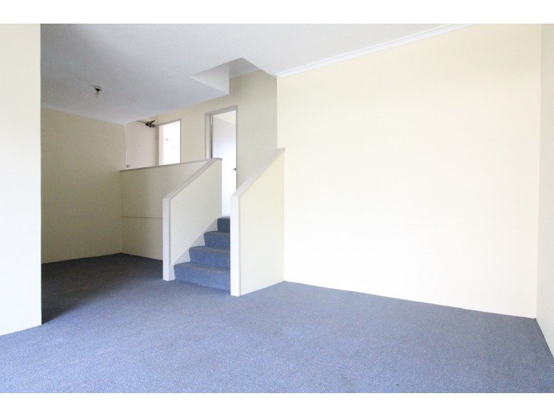 23/26-30 Remembrance Drive, Warwick Farm NSW 2170