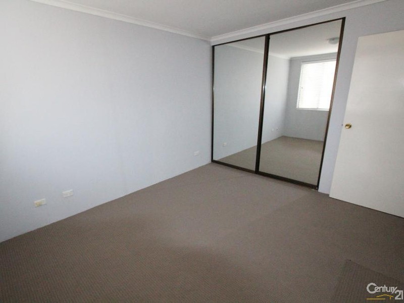5/142 MOORE STREET, Liverpool NSW 2170