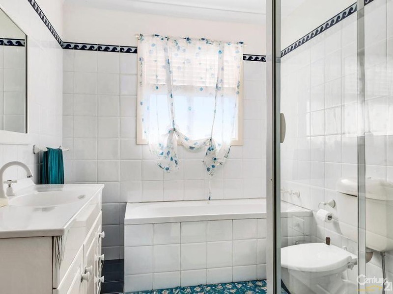 34 Twenty Second Avenue, West Hoxton NSW 2171