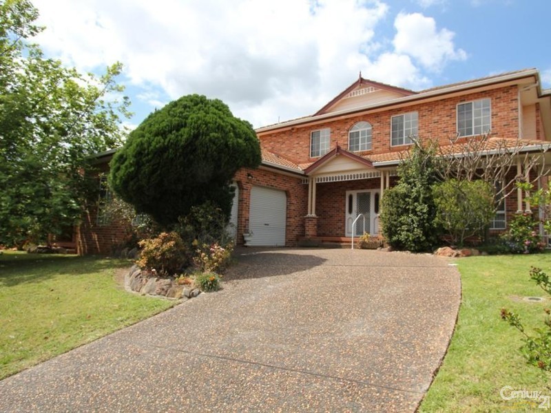 20 Ingham Drive, Casula NSW 2170