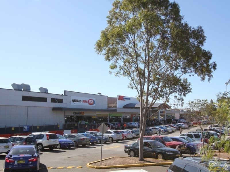 20 Ingham Drive, Casula NSW 2170