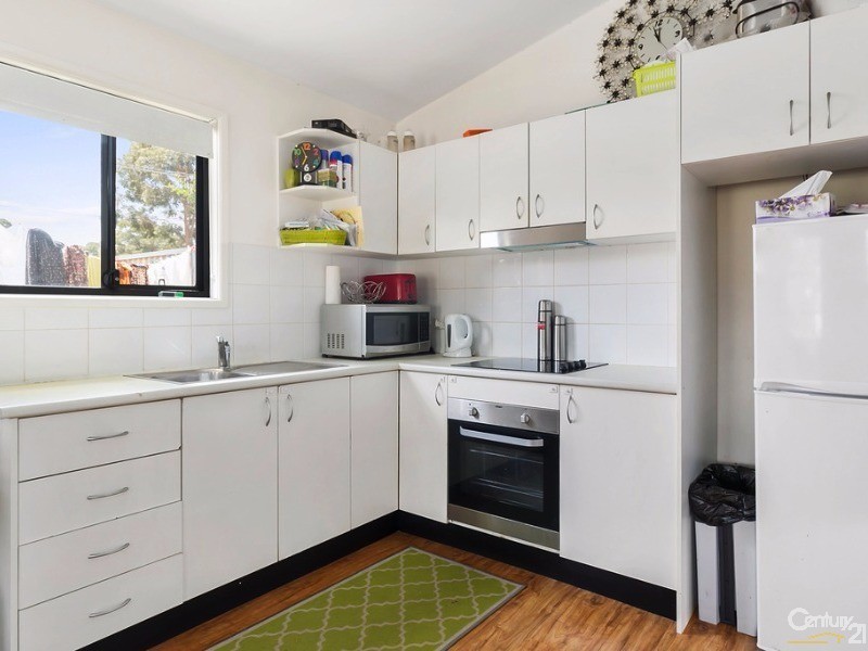 2 Kalgoorlie Place, Cartwright NSW 2168